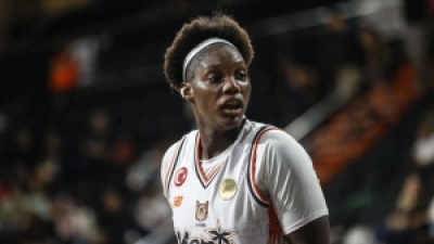 Çimsa ÇBK Mersin İspanya'da BAXI Ferrol'ü 85-42 mağlup etti