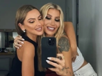 İrem Derici'den Hadise'ye doğum günü kutlaması