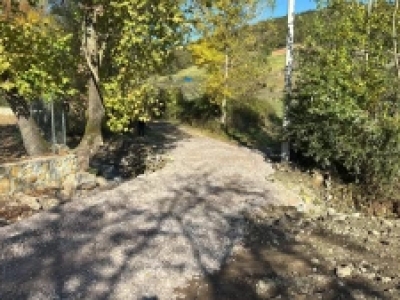 KOCAELİ KÖRFEZ'DE SELİN KAPATTIĞI DERE GEÇİŞ YOLU ULAŞIMA AÇILDI