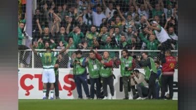 Bursaspor, Keçiörengücü'nü 4-2 yendi, Iheanacho rekor geliştirdi