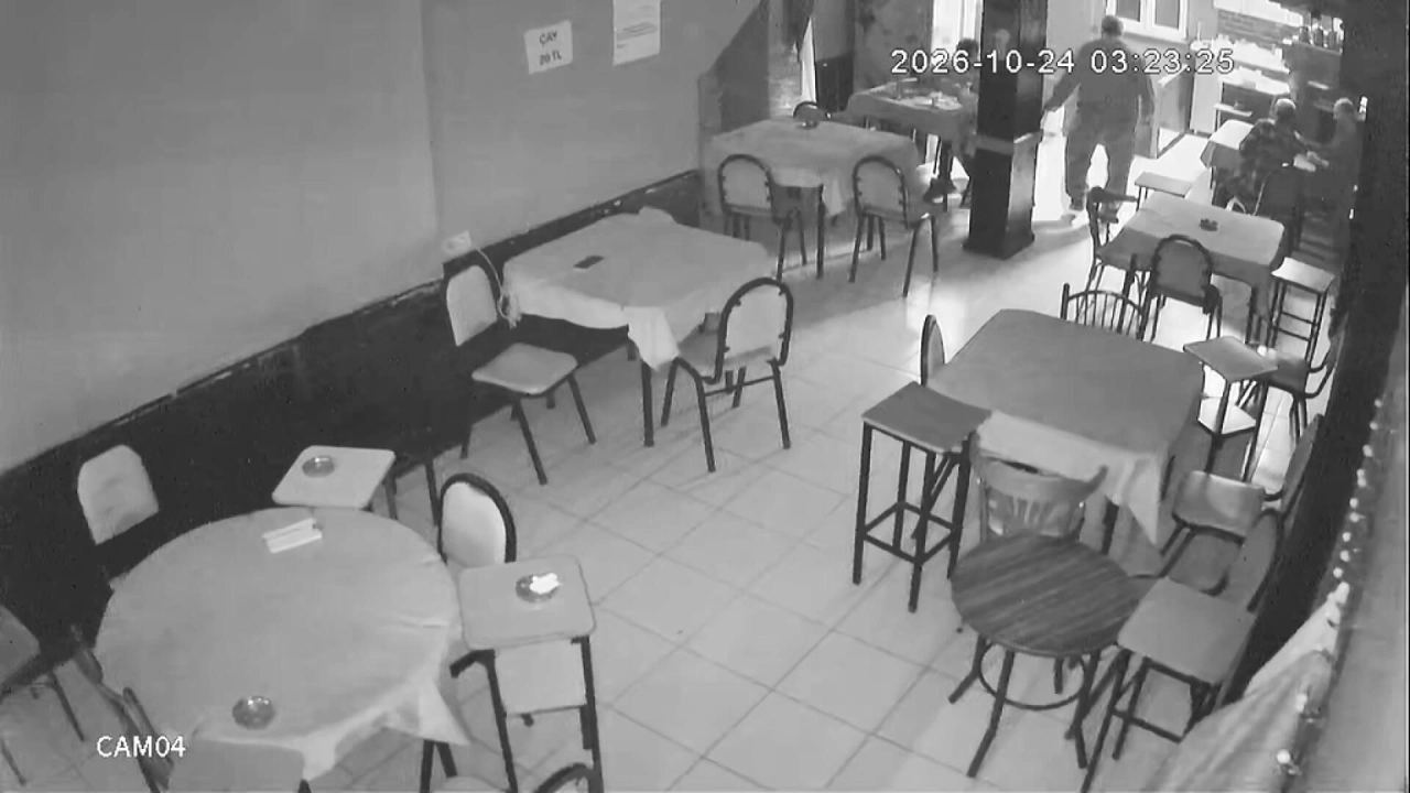 Fatih'te merdivenlerden düşen Sedat Asabi hayatını kaybetti