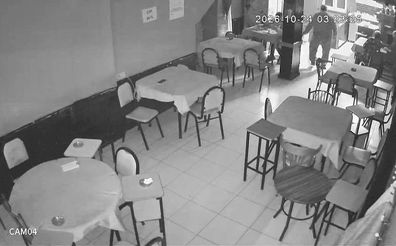 Fatih'te merdivenlerden düşen Sedat Asabi hayatını kaybetti