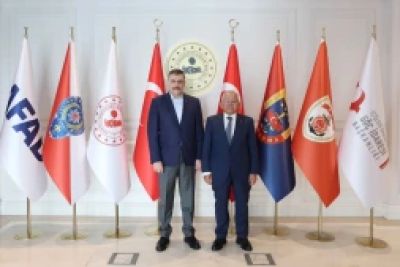 Memduh Büyükkılıç'tan Bakan Mustafa Çiftçi'ye Ankara'da ziyaret