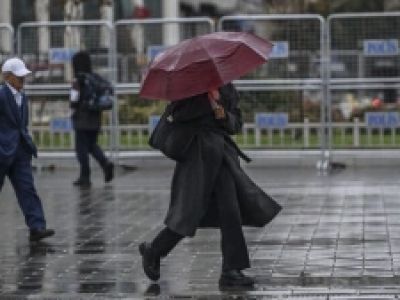 Meteoroloji'den 18 İle Sarı ve 1 İle Turuncu Kodlu Sağanak Uyarısı