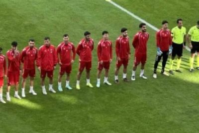 Karabük İdman Yurdu rakibi sahaya çıkmayınca turladı