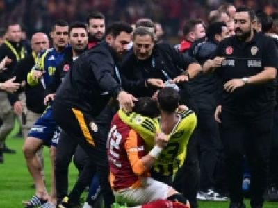 PFDK'den derbi kararları: Abdülkerim ve Brown'a ceza