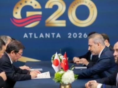 Hakan Fidan, Japon mevkidaşı Motegi ile G20 zirvesinde görüştü