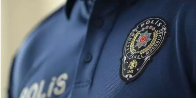 Kars'ta İmamoğlu Posteri Asan 3 CHP'li Genç Gözaltına Alındı