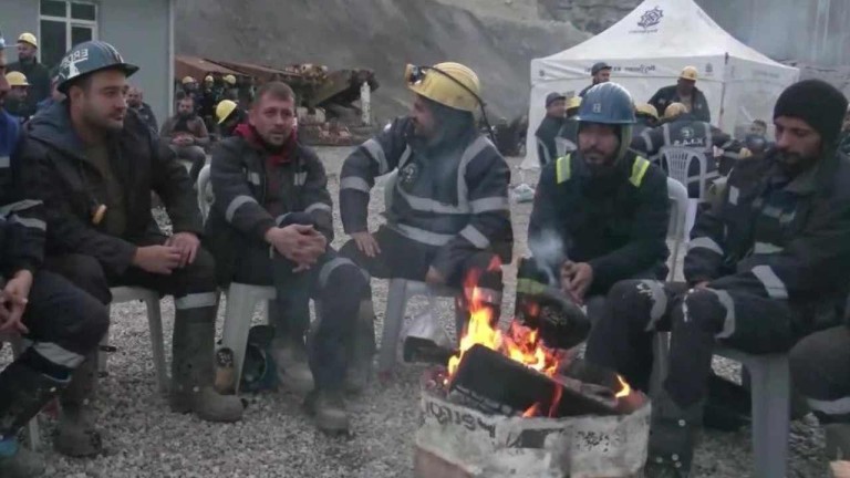 Çayırhan'da Özelleştirme Direnişi: Madenciler Kendilerini Ocağa Kapattı, Yavaş ve Atalay Destek Verdi