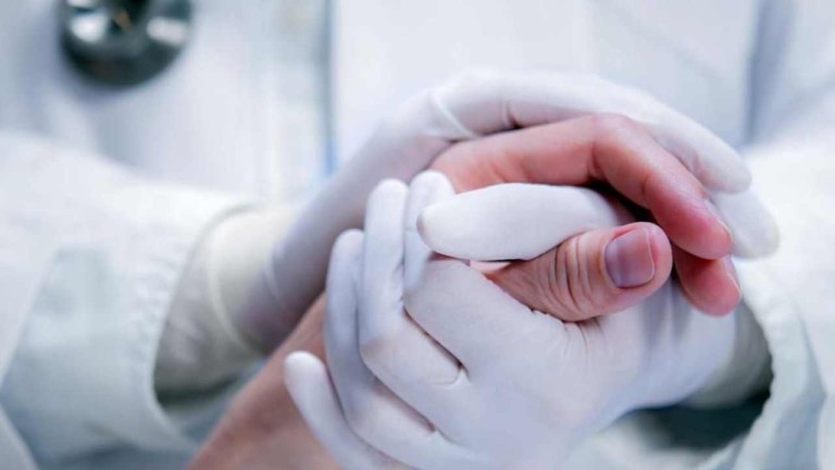 Oğluna Böbreğini Vermek İsteyen Baba, Kendi Kanser Olduğunu Öğrendi