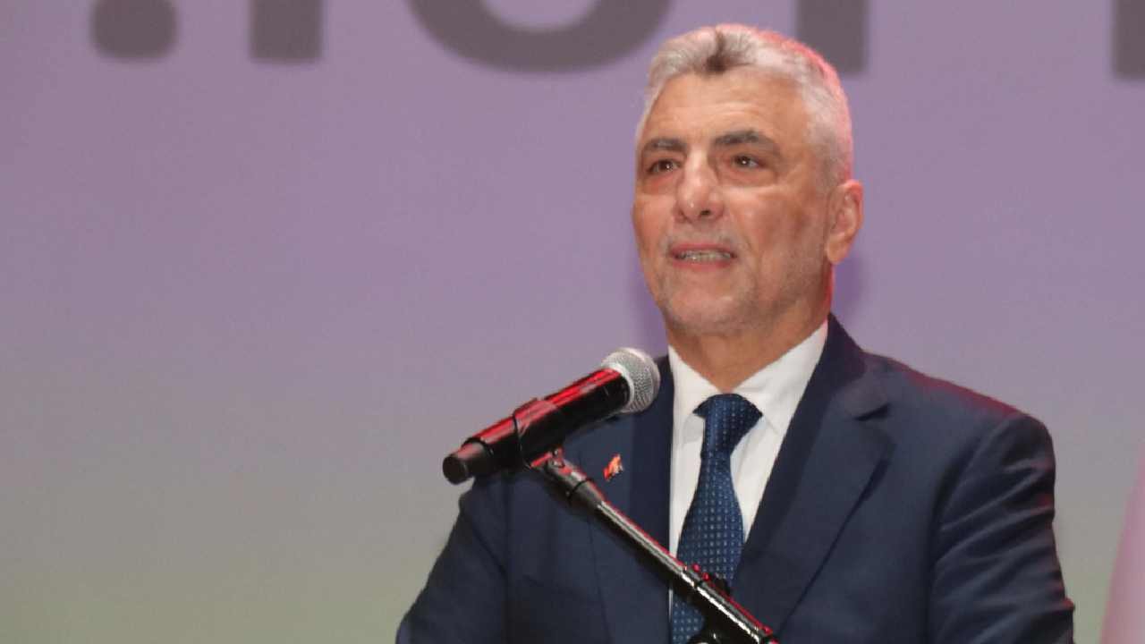 Ticaret Bakanı Ömer Bolat