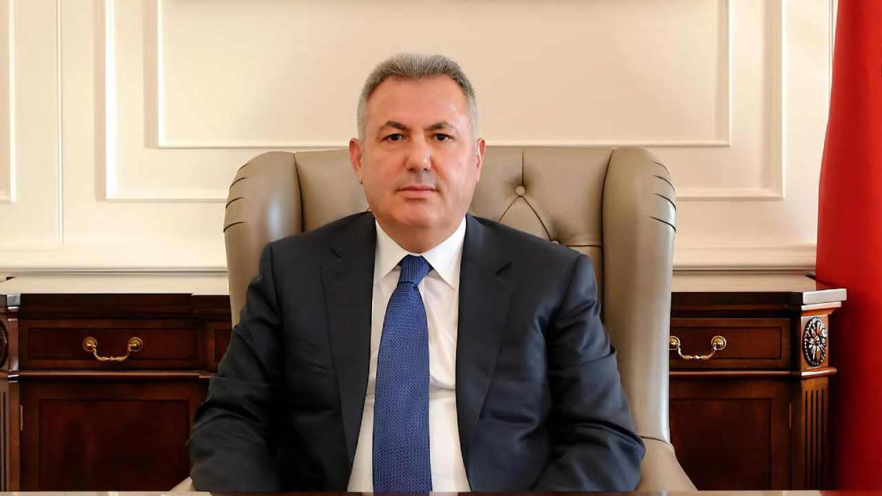 İzmir Valisi Süleyman Elban