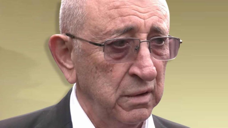 Ekrem İmamoğlu'nun Babası Beddua Etti: "Çoluk Çocuğunun Ciğerinden Et Yiyerek İyileşmeye Uğraşsın ve İyileşemesinler"