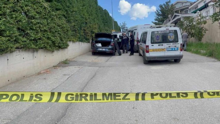 Bursa'da Hukuk Öğrencisi Otomobilde Ölü Bulundu: Başından Vurulmuş