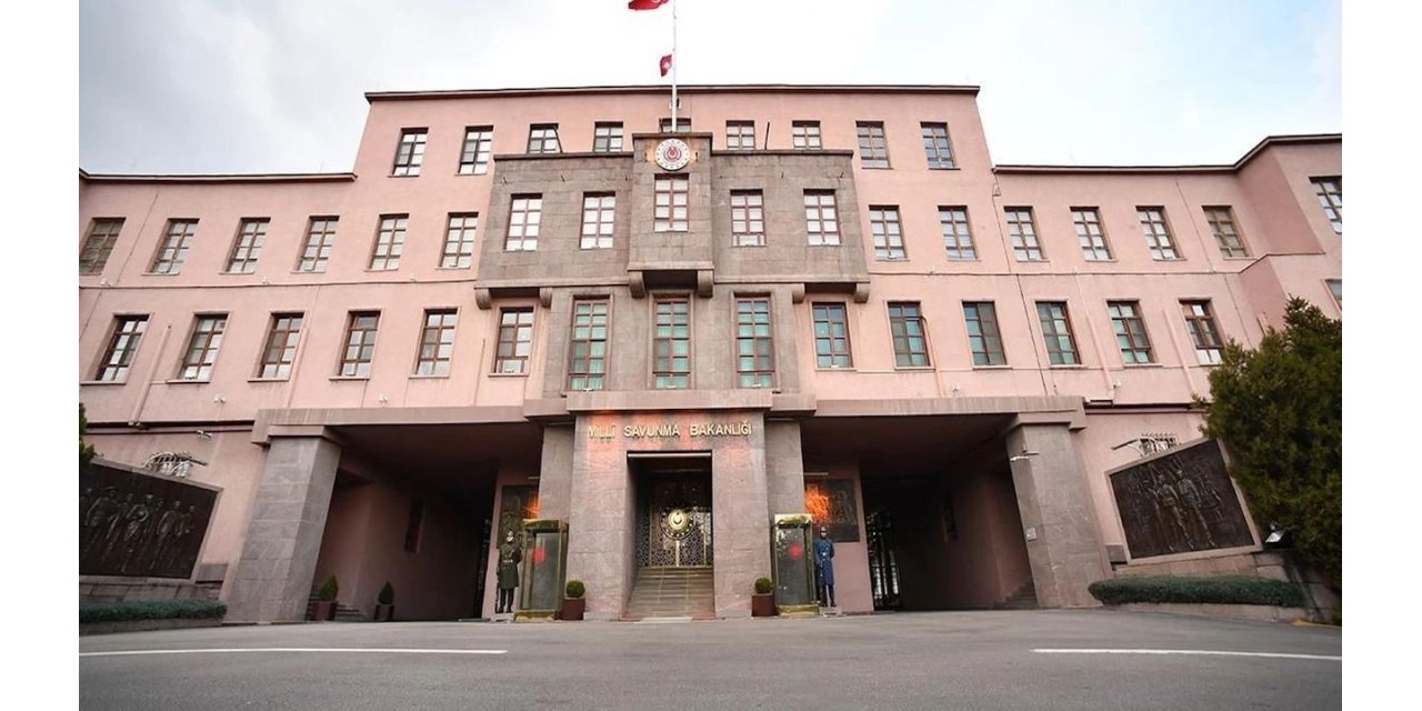 Gürcistan'da Kargo Uçağı Faciası: C130 Düştü, Arama Kurtarma Sürüyor