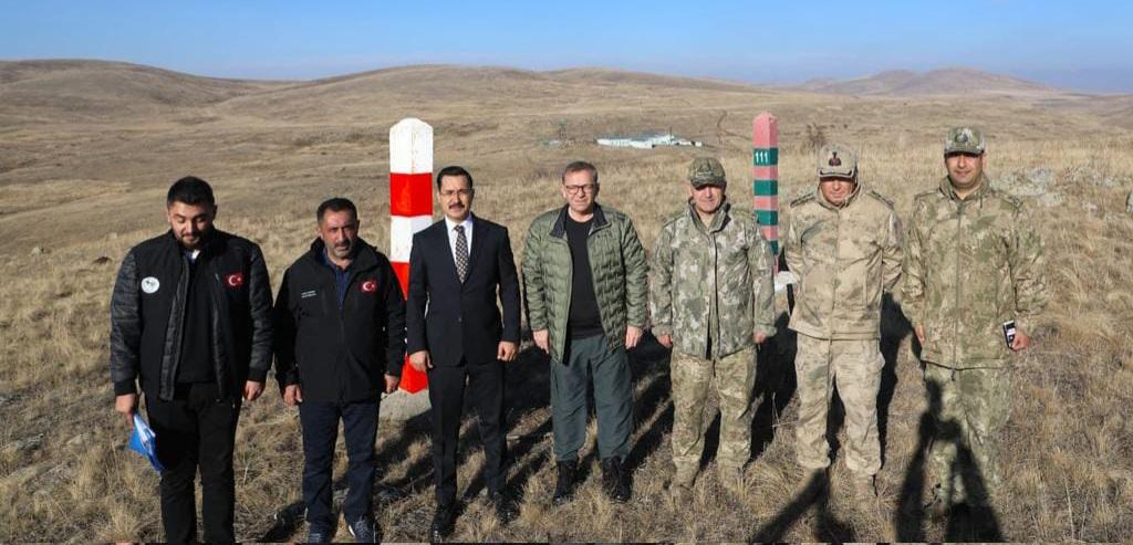 Kars’ta Sınır Güvenliği İçin Devriye Yolları Yenileniyor, Çalışmalar Sürüyor