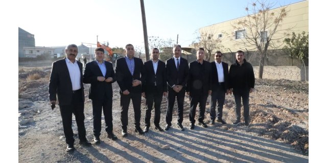 Eyyübiye'de Sanayi Yolu Hamlesi: Asfalt Fabrikaları Rahatlatacak!