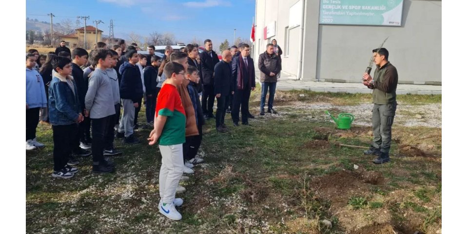 Kemer'de İnsan Hakları: Öğrencilerden Gazze'ye Mektup, Fidana Umut