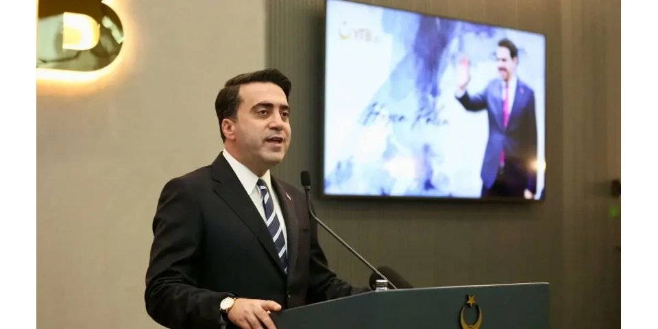 Türkiye Bursları Rekoru: 171 Ülkeden Yoğun Başvuru İlgisi