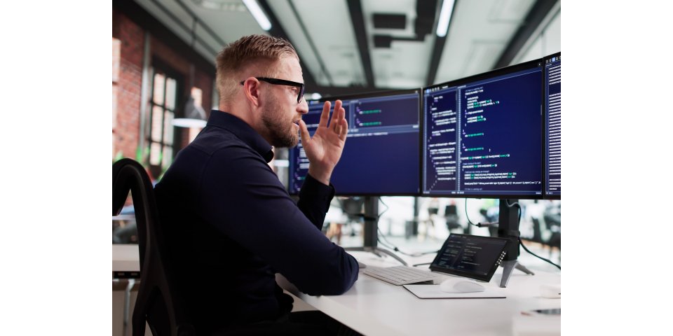 Yapay Zeka Kodlama: Yazılımcılar Yeni Döneme Ayak Uydurabilecek mi?