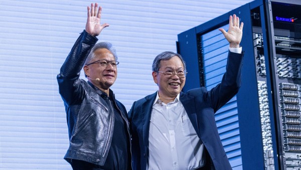 Jensen Huang ve Charles Liang Taiwan’da 2,5 Milyar Dolarlık Ortaklık