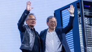 Jensen Huang ve Charles Liang Taiwan’da 2,5 Milyar Dolarlık Ortaklık