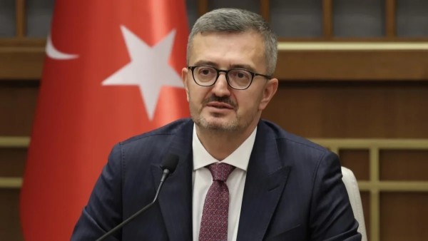 Burhanettin Duran'dan Yapay Zekâ Kalkanı: Dezenformasyona Karşı Yeni Çalışma