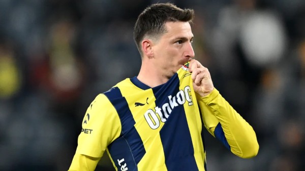 Mert Hakan Yandaş'ın Fenerbahçe'deki Geleceği Hakkında Dikkat Çeken Teklif