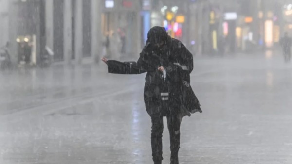 Meteoroloji'den Gökgürültülü Sağanak Yağış Uyarısı