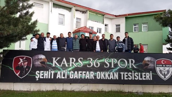 Kars 36 Spor Antrenmanında Kurban Bayramı Kutlaması ve Destek