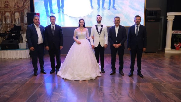 Sorgun'da Renkli Bir Düğün Töreni: Ali ve Hilal Yıldırım'ın Mutluluğu