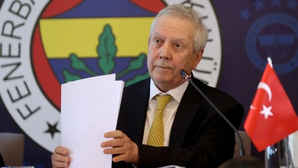 Fenerbahçe'nin Olağanüstü Seçiminde Aziz Yıldırım Yeniden Başkan Seçildi