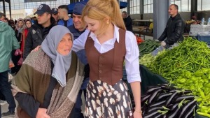 Burdur Vali Yardımcısı Tuğçe Orhan'a Yönelik Eleştiriler Sosyal Medyada Gündem Oldu