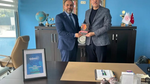 Adana'da Yerel Basın ve Sivil Toplum Üzerine Görüşme Gerçekleşti