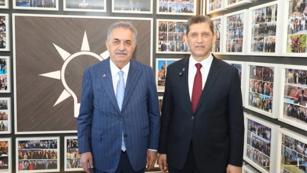 AK Parti Genel Başkan Yardımcısı Hayati Yazıcı’dan Antalya Teşkilatına Övgü