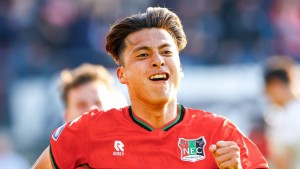 TSG Hoffenheim, 22 yaşındaki Japon Kodai Sano için 20 milyon Euro bonservis talep ediyor