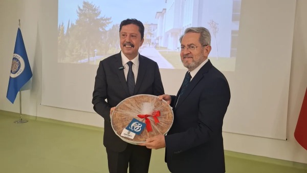 Ankara Üniversitesi’nin 80. yılına özel akademik prestij binişi Beypazarı’nda takdim edildi