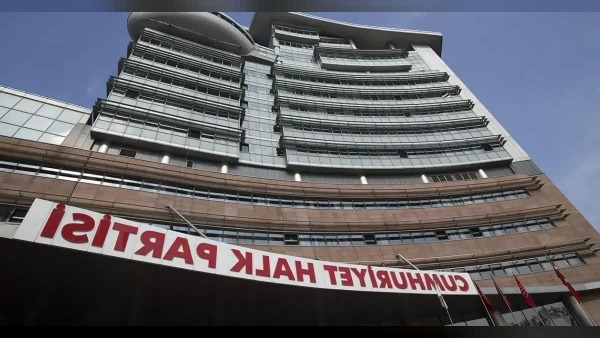 Antalya ve Kayseri il başkanlıklarında görev değişikliği yapıldı