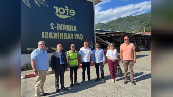 Artvin Ticaret Borsası heyeti Efor Çay Fabrikası’nı ziyaret etti, bölge istihdamını değerlendirdi