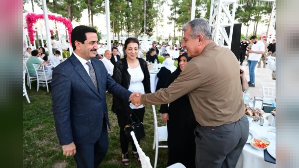 Battalgazi Belediye Başkanı Bayram Taşkın, Malatya’da şehit aileleri ve gazilerle Babalar Günü’nde buluştu