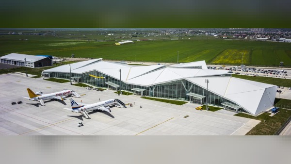Kars Harakani Havalimanı Mayıs'ta 50 bin 742 yolcuya hizmet verdi, 312 uçak seferi yapıldı