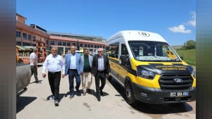 Bayburt Belediyesi 79 Milyon TL'lik Yeni Araçlarla Filoyu Güçlendirdi