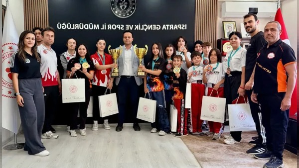 Ispartalı Sporcular, WAKO Dünya Kupası’nda 45 Ülkeden 2 Bin 985 Sporcuyu Geride Bıraktı
