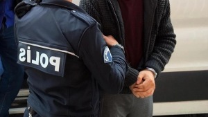 İstanbul merkezli operasyonda 19 kişi sahte reçeteyle yüksek maliyetli ilaç kaçakçılığıyla gözaltında
