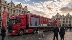 Brüksel'de Çanakkale Savaşları Mobil Müzesi Yoğun İlgi Gördü; Hollanda Programda Yok