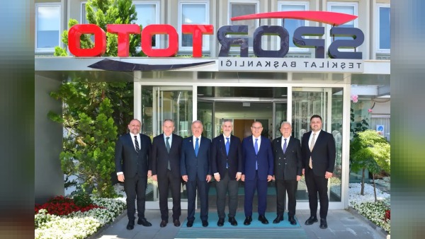 Giresun’a 433,40 m² Gençlik Merkezi ve 1.477,84 m² Yarı Olimpik Yüzme Havuzu Projesi