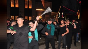 Kars'ta Tasua ve Aşura yürüyüşünde Türk ve İran bayraklarıyla Kerbela şehitleri anıldı