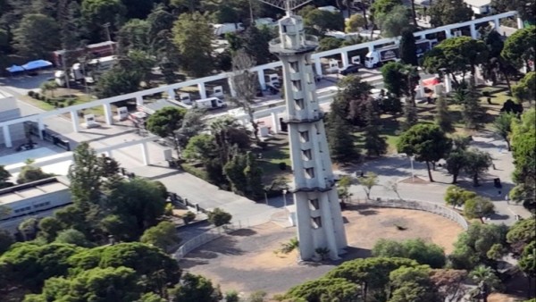 Kültürpark Paraşüt Kulesi için 90 yıllık tarihi koruyacak restorasyon süreci başladı