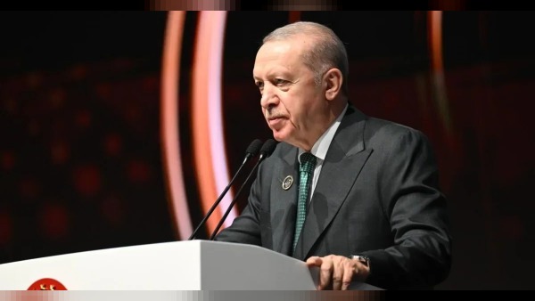 Erdoğan: CHP'nin dış mihraklardan kurtulması Türkiye siyaseti için faydalı olacak