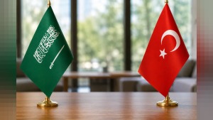 Uçarmak ve Suhail Abnami, Körfez kara yolu koridorları için Ortak Eylem Planı imzaladı